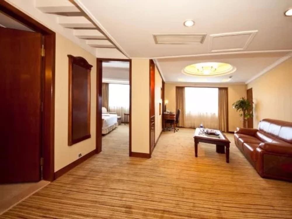 Sunshine Holiday Hotel Fuzhou Fuzhou  Exteriör bild