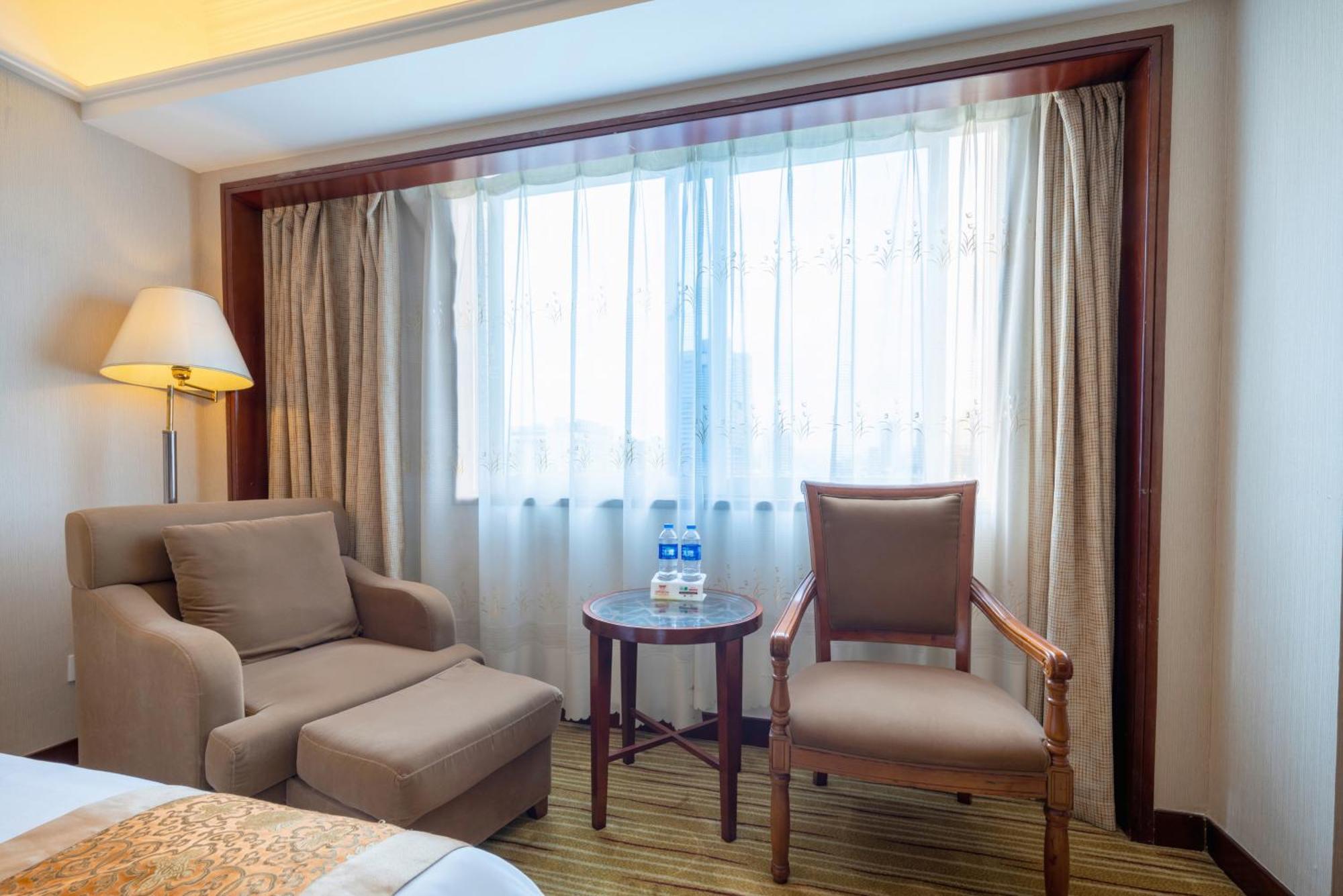 Sunshine Holiday Hotel Fuzhou Fuzhou  Exteriör bild