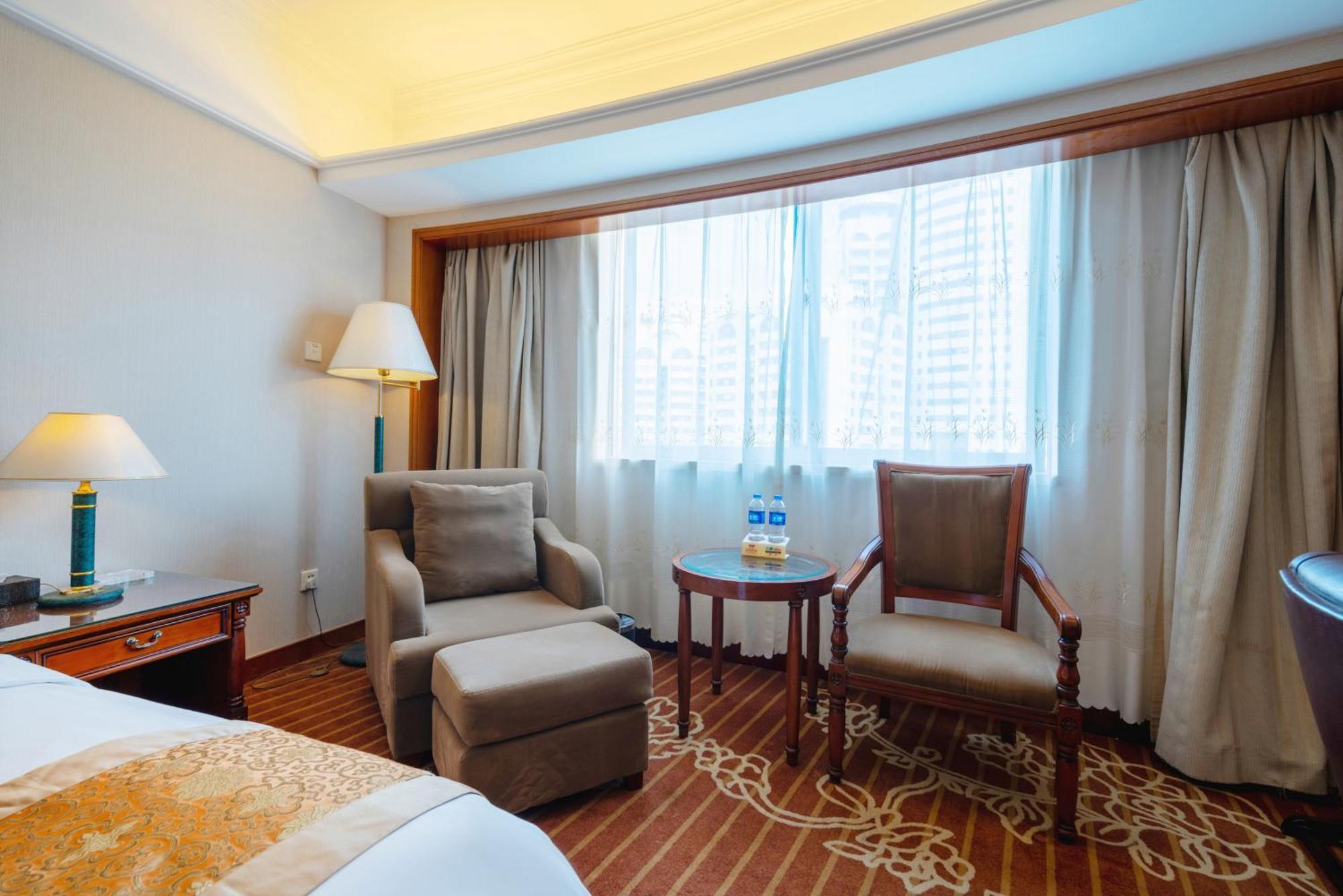 Sunshine Holiday Hotel Fuzhou Fuzhou  Exteriör bild