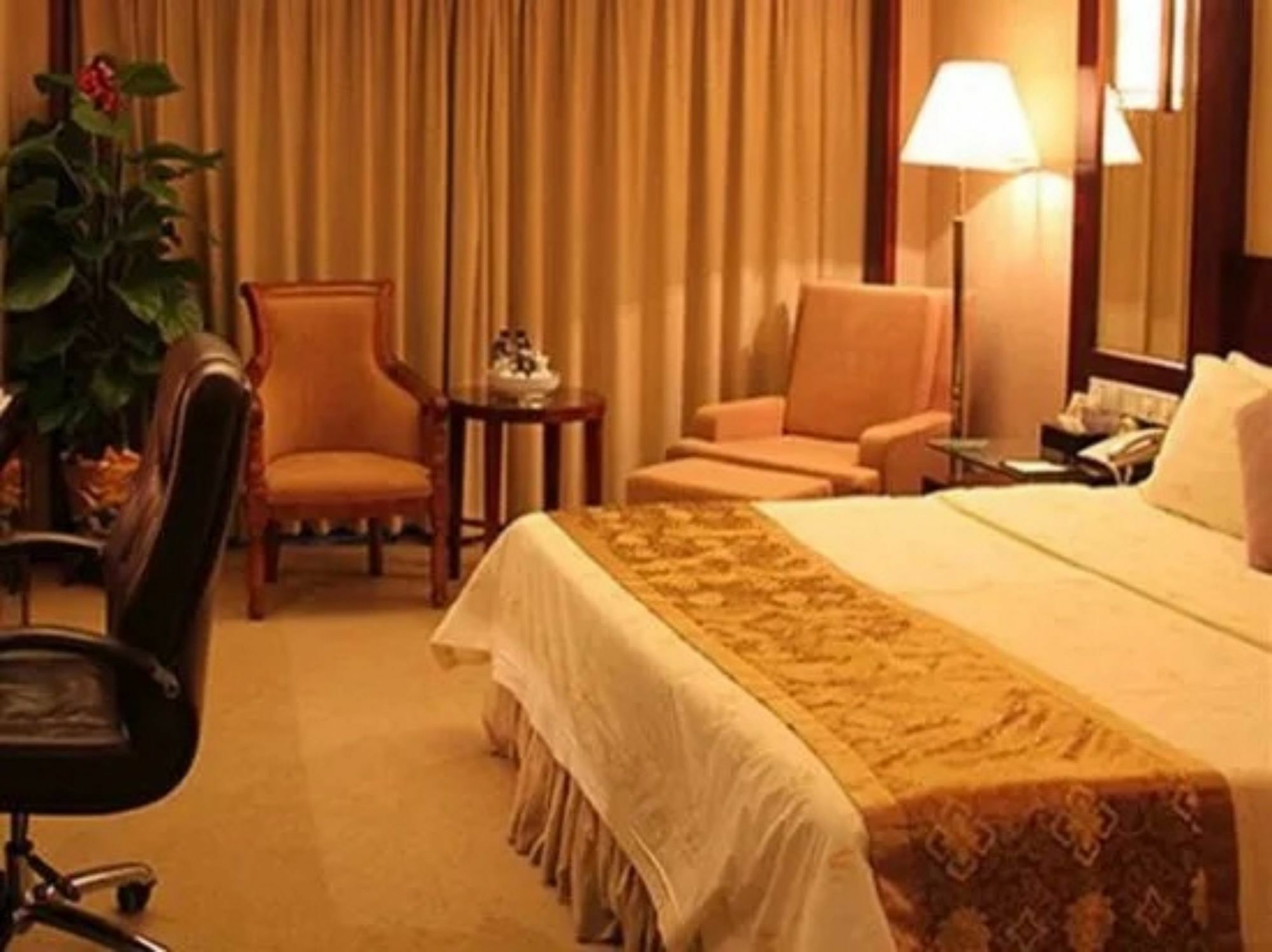 Sunshine Holiday Hotel Fuzhou Fuzhou  Exteriör bild